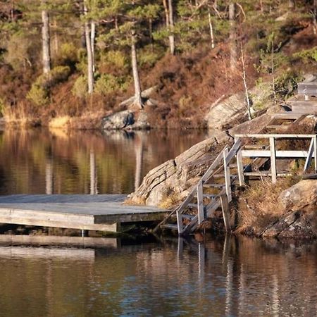 Romslig Og Fin Leilighet 17 Min Til Kristiansand Centrum Nodeland ภายนอก รูปภาพ